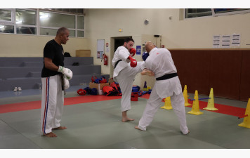 COURS DE FULL CONTACT AU KCM